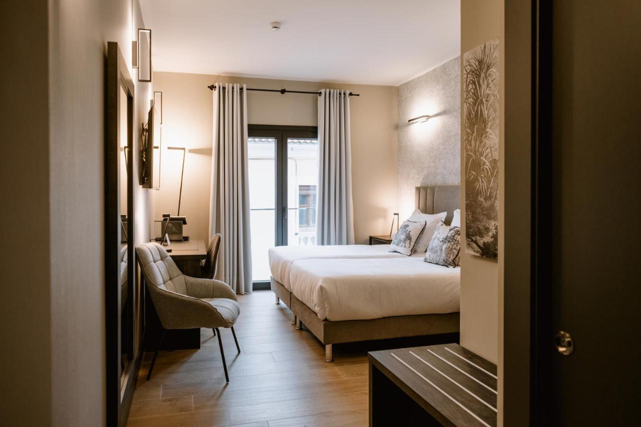 Hotel Gilmar Orellana La Vieja Zewnętrze zdjęcie
