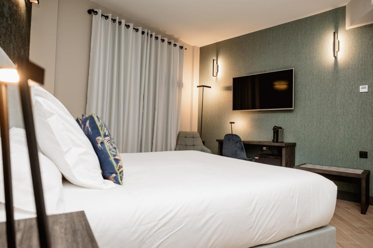 Hotel Gilmar Orellana La Vieja Zewnętrze zdjęcie