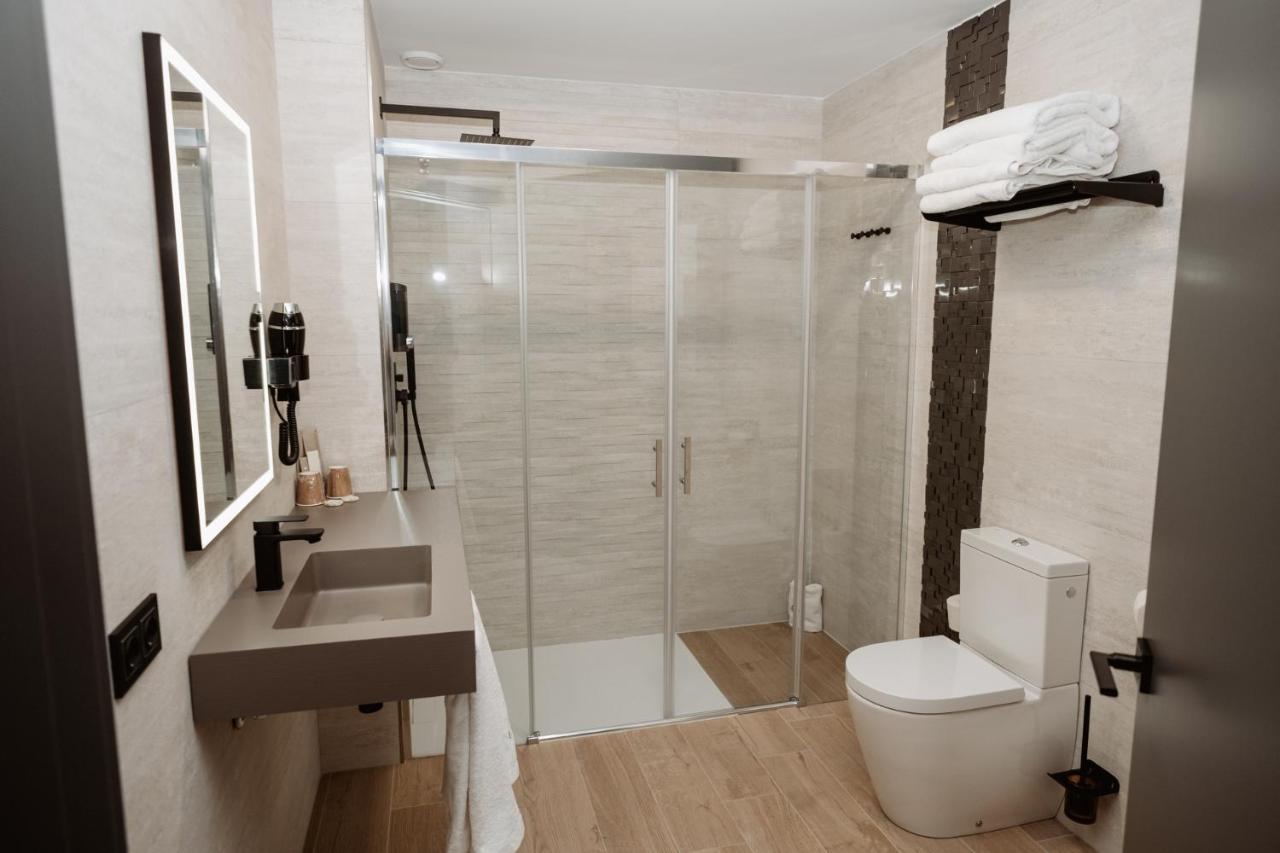 Hotel Gilmar Orellana La Vieja Zewnętrze zdjęcie